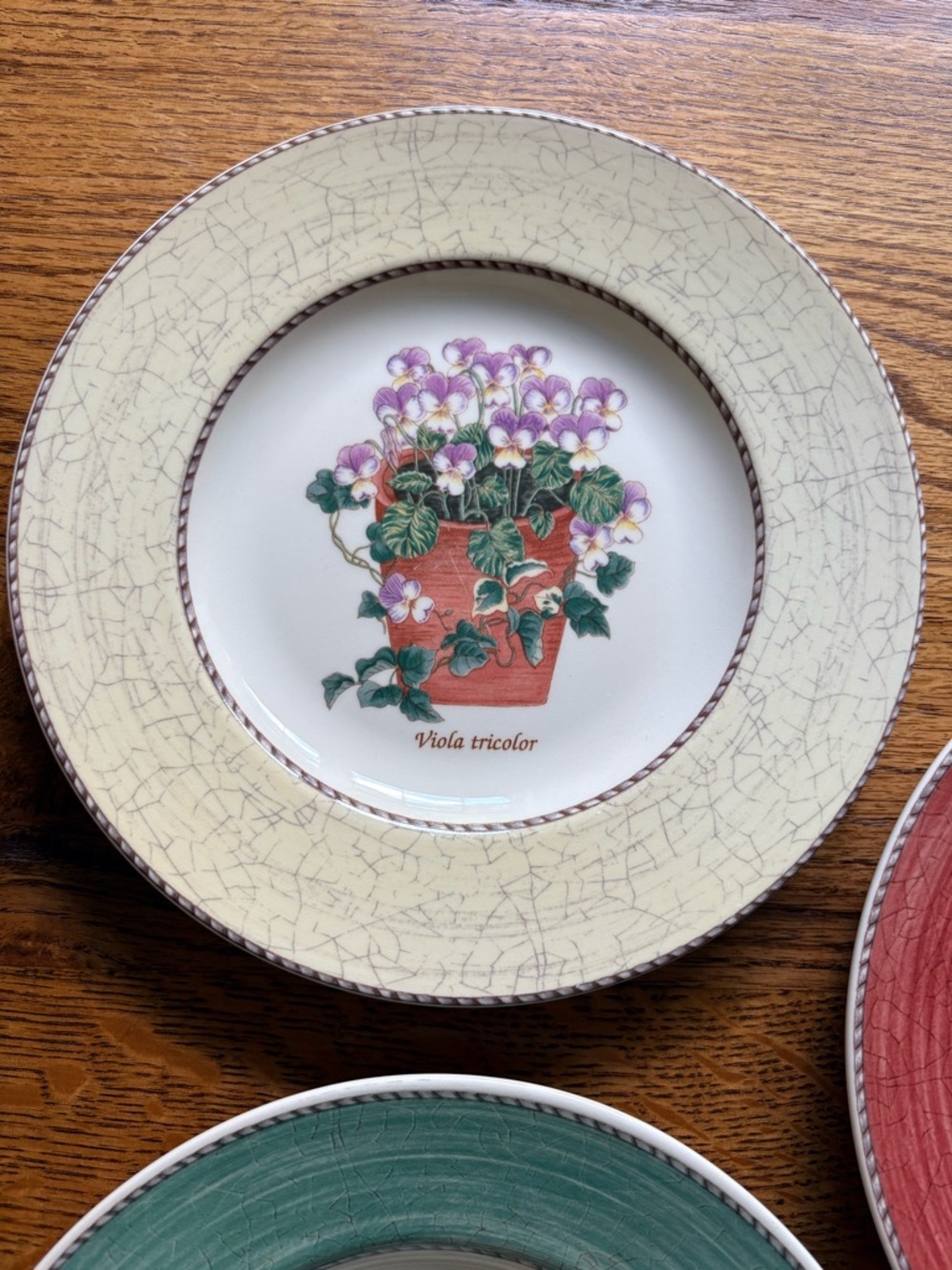Wedgwood (3) Sarah’s Garden- 1997 Floral Accent salad Plates - Made in England - Picture 5 of 16